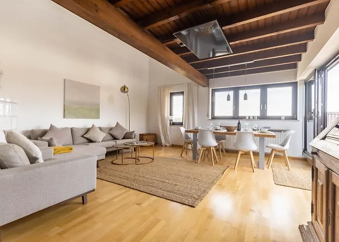 Penthouse Weitblick Mit Berg Und Seesicht